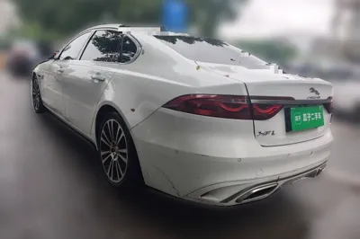 Jaguar XFL