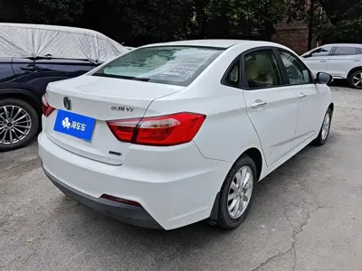 Changan V7