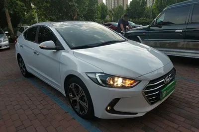 Hyundai Elantra (6th Generation