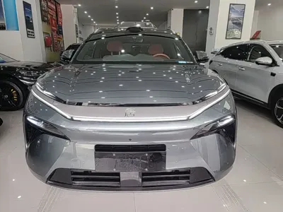 BYD 唐L
