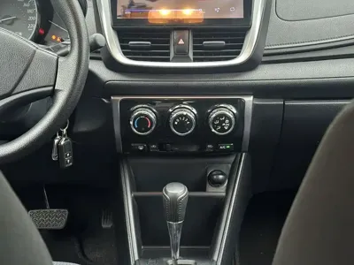 Toyota Yaris L
