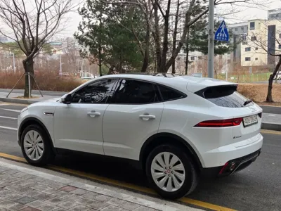 Jaguar E-Pace