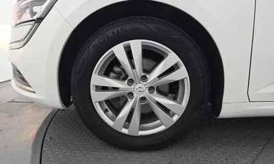 Renault-KoreaSamsung SM6