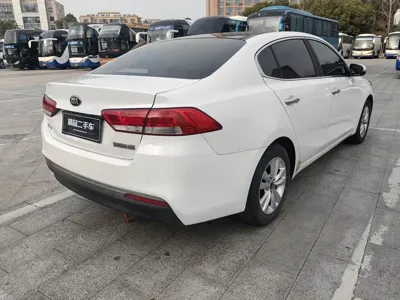 Kia K4