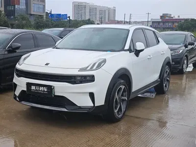 Lynk & Co 06 EM-P