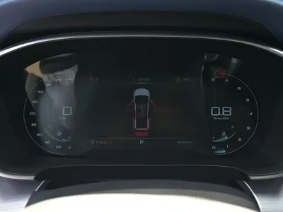 Roewe iMAX8