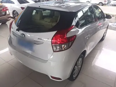 Toyota Yaris L