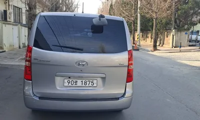 Hyundai Starex