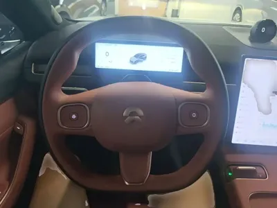 Nio EC7