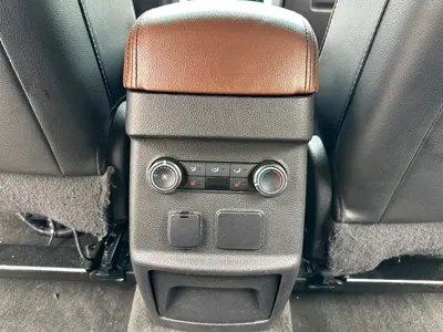 Ford Explorer (Import)