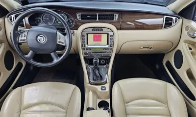 Jaguar X-Type