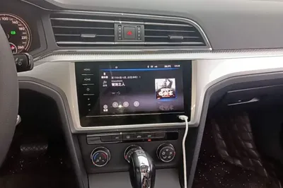 Volkswagen Lamando