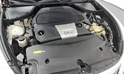 Infiniti Q70