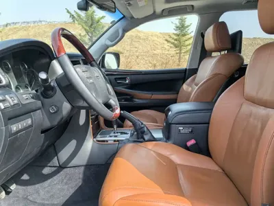 Lexus LX