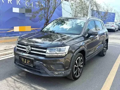 Volkswagen Tharu