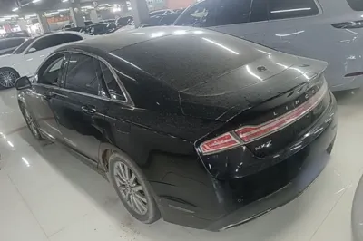 Lincoln MKZ