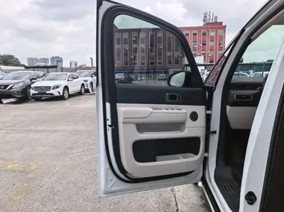 Li Auto Li MEGA