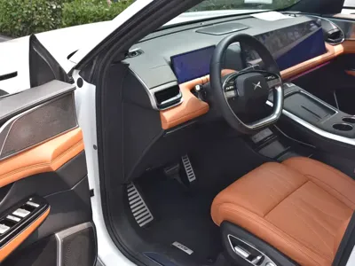 Xpeng G9