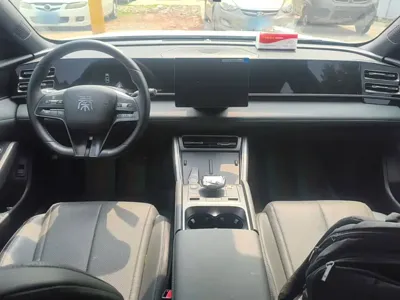 BYD Qin L