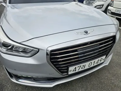 Genesis EQ900