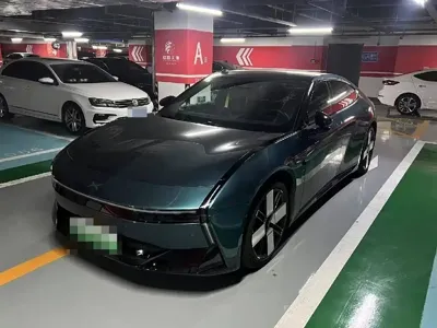 Xpeng P7