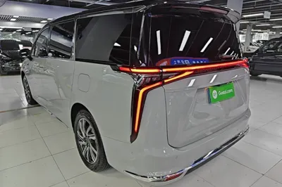 SAIC MAXUS G90