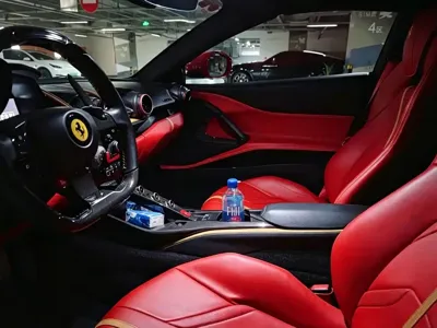 Ferrari 812