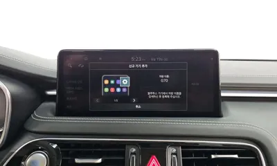 Genesis G70