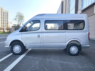 大通 V80
