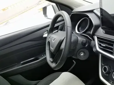 Wuling Hongguang S3
