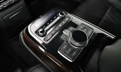 Genesis EQ900