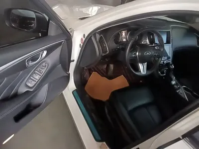 Infiniti Q50L