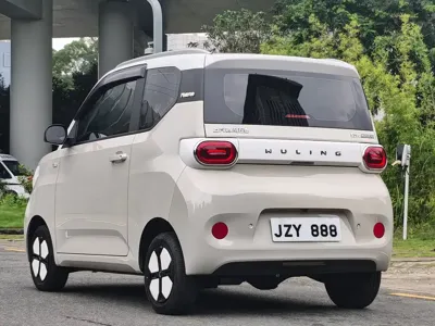 Wuling MINIEV