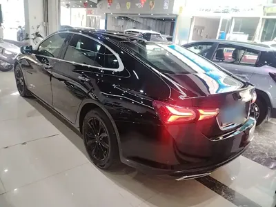 Chevrolet Malibu XL