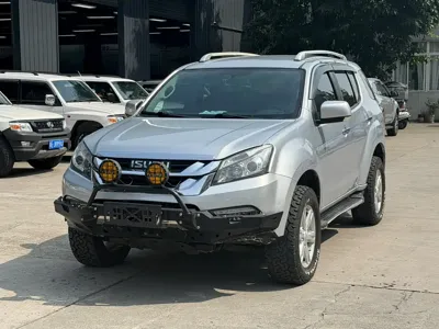 Isuzu MU-X