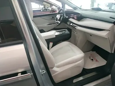 Buick GL8 Hybrid