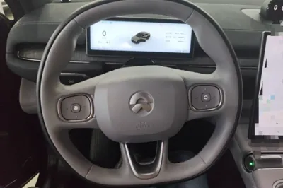 Nio EC6