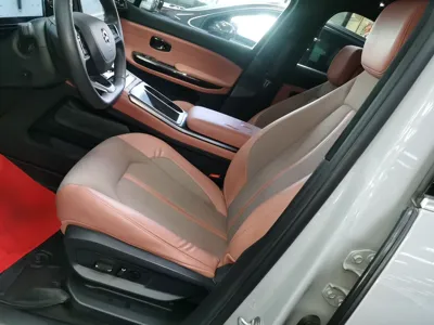 Nio EC6