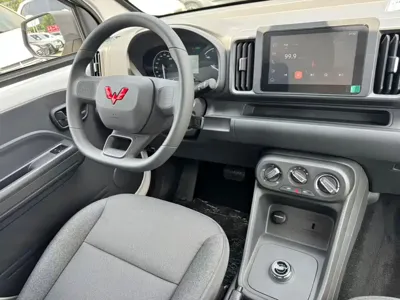 Wuling Rongguang EV