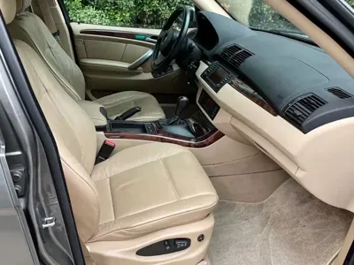 BMW X5 (Import)