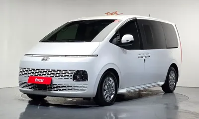 Hyundai Staria