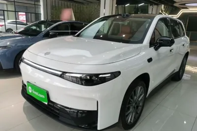 Leapmotor C10