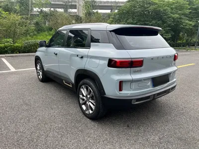 Geely ICON