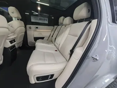Li Auto Li L7