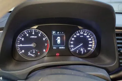 Hyundai Elantra (6th Generation