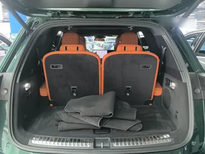 Li Auto L8