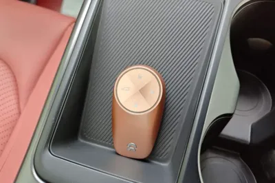Nio EC6