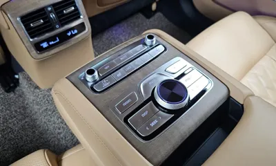 Kia K9