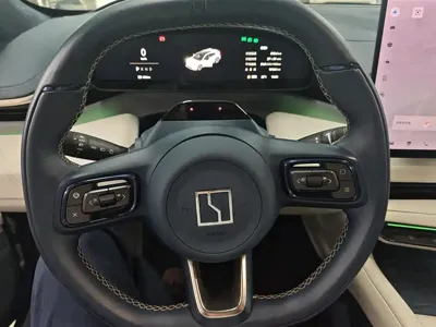 Zeekr 001