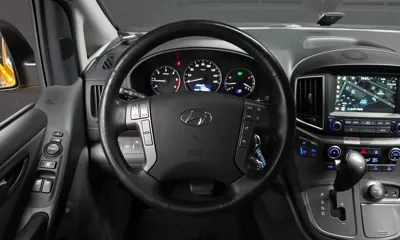 Hyundai Starex